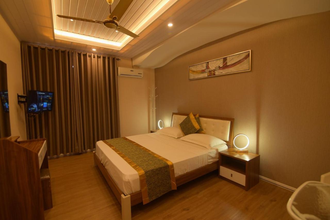 Hotel Blue Sky Kurunegala Zewnętrze zdjęcie